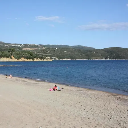 Liofito Holiday home Finikounta